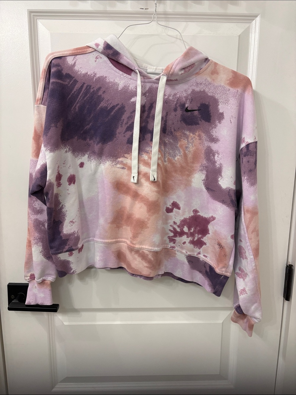 Nike Women's Purple & Peach Tie-Dye Cropped Hoodie